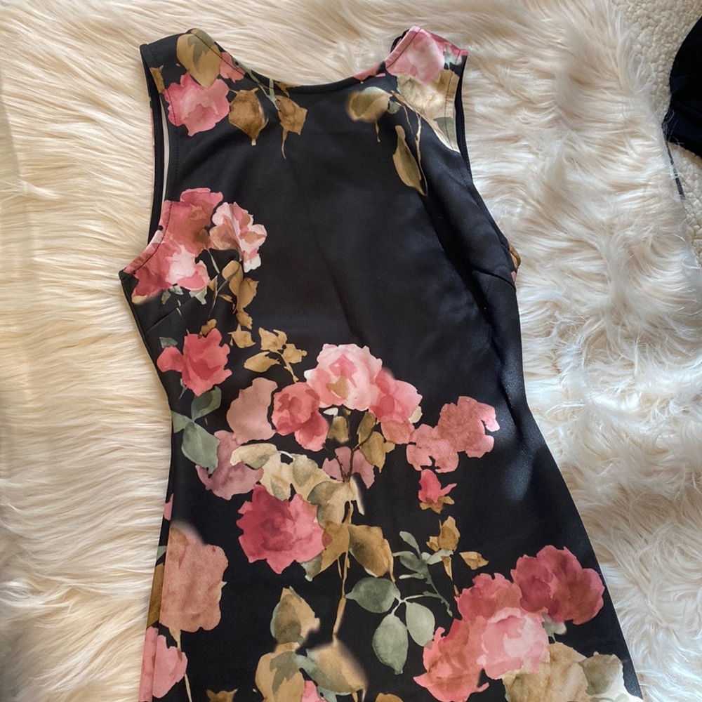 Floral Mid Dress Small Size